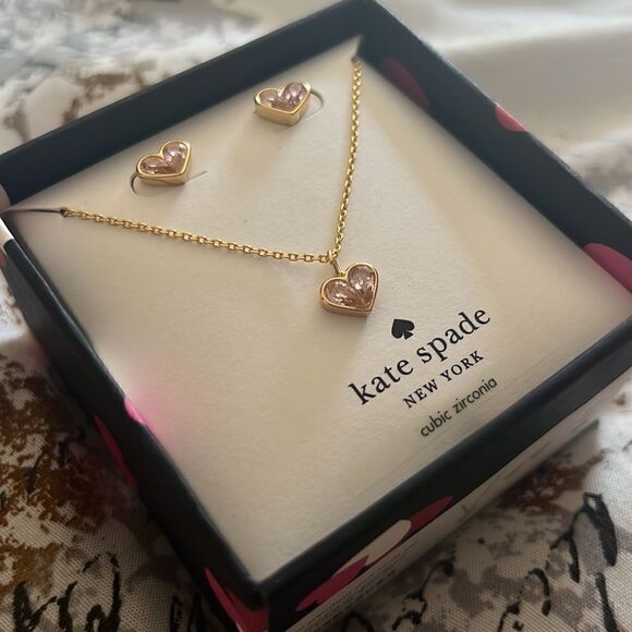 NWT  KATE SPADE heart pendant spade set pink - Picture 2 of 6